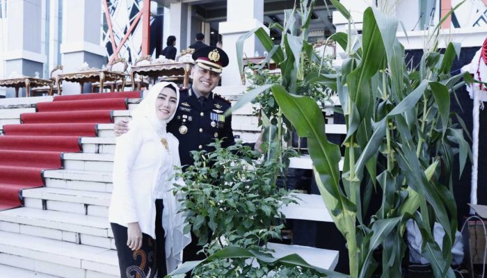 Tanaman Jagung Hiasi Upacara Hari Bhayangkara Ke-79 di Ketapang